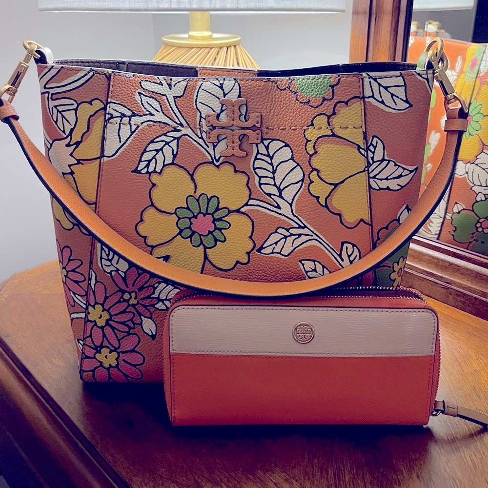 Beautiful Tory Burch floral bucket tote with coordinating Tory Burch wallet.